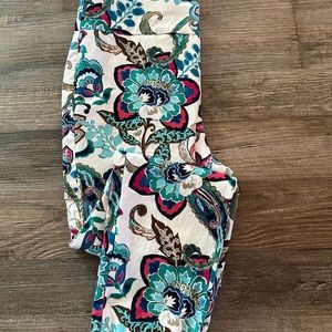 Chico’s Crop So Slimming pants, size 0.5